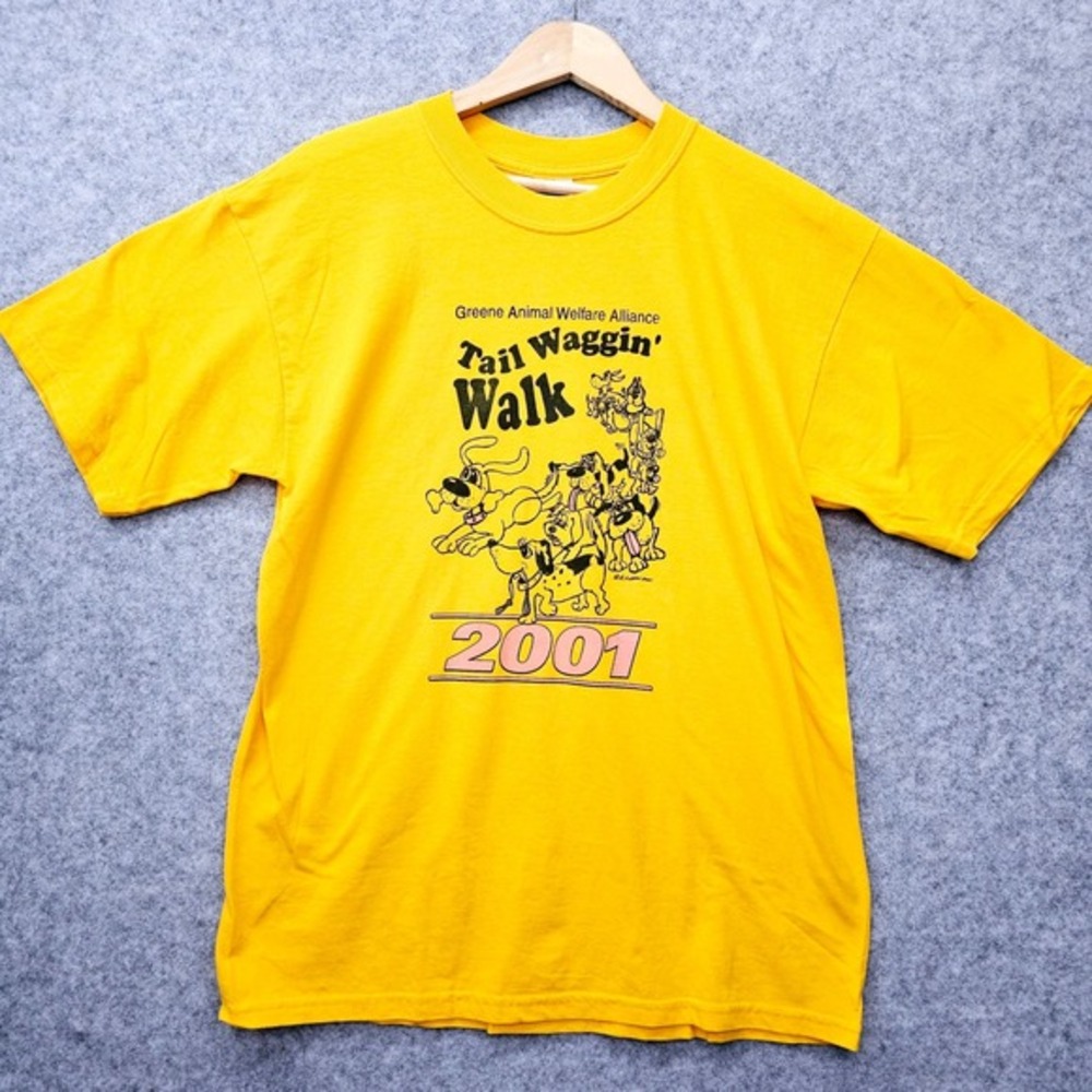 Vintage Heavy Cotton T Shirt Mens M Yellow TAIL WAGGIN WALK Tee‎ Dog Animal Y2K